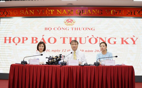 Bộ Công Thương kiến nghị Bộ Tài chính giảm các loại thuế liên quan đến xăng dầu