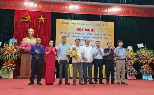 Kim Chung - Đông Anh: Gặp mặt doanh nghiệp, doanh nhân tiêu biểu năm 2022