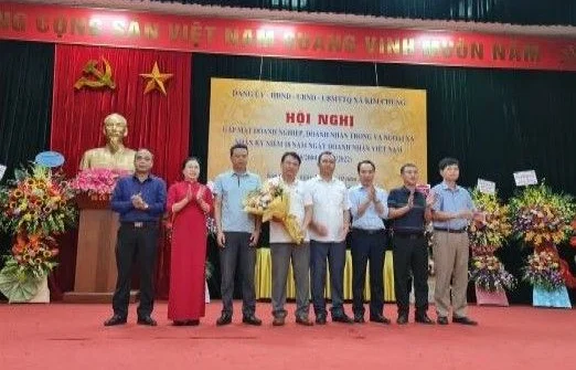 Kim Chung - Đông Anh: Gặp mặt doanh nghiệp, doanh nhân tiêu biểu năm 2022