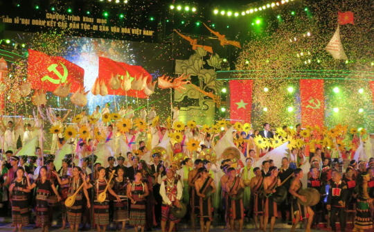 Đấu tranh phản bác âm mưu, thủ đoạn chống phá trên lĩnh vực văn học, nghệ thuật