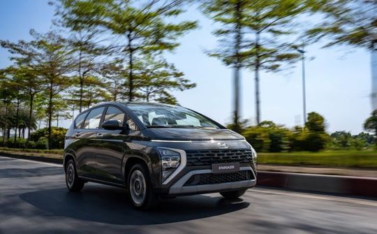 Hyundai Stargazer chính thức giới thiệu tại Việt Nam
