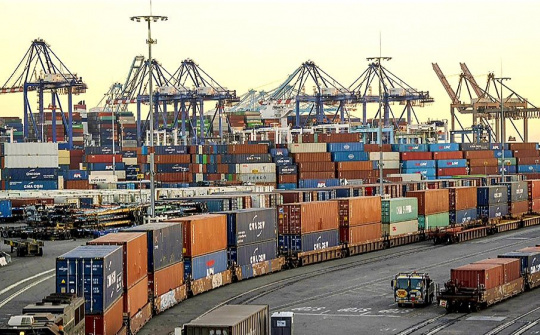 Định vị chuỗi cung ứng Việt