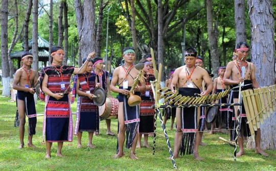Kông Chro (Gia Lai): Bảo tồn và phát huy giá trị văn hoá cồng chiêng