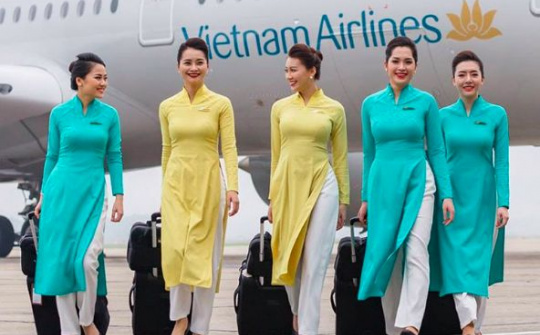 Vietnam Airlines lọt top 10 thương hiệu tốt nhất Việt Nam năm 2022