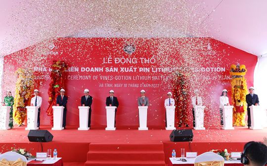 Vingroup khởi công Nhà máy sản xuất Pin Lithium 275 triệu USD tại Vũng Áng