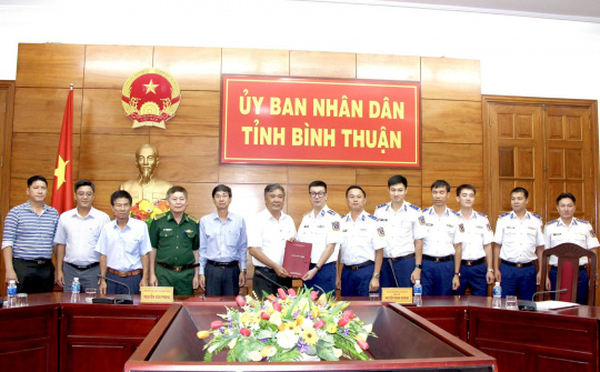 Bình Thuận ký kết Quy chế phối hợp trong công tác quản lý thủy sản với Bộ Tư lệnh Vùng Cảnh sát biển 3