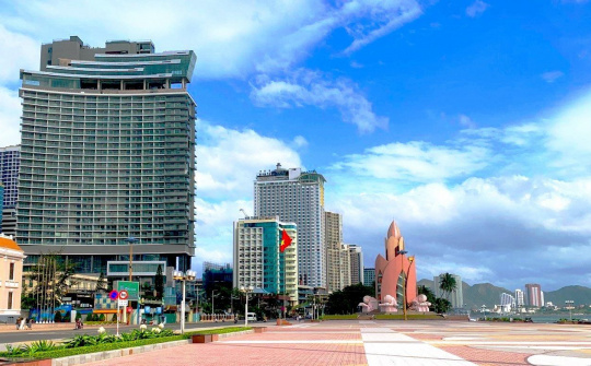 Khánh Hòa - Đột phá và phát triển bền vững