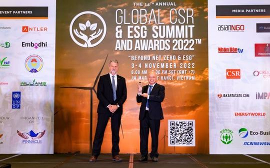 Vinamilk được nhận giải thưởng quốc tế cho những nỗ lực thúc đẩy CSR và ESG tại Việt Nam