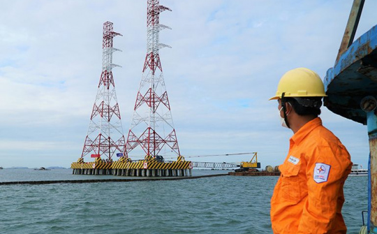 EVN cung cấp điện an toàn và chủ động ứng phó bão lũ