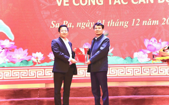 Lào Cai: Hội nghị công bố quyết định về công tác cán bộ