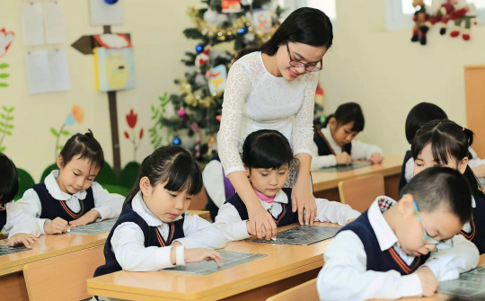 Phát triển năng lực tự học, xây dựng xã hội học tập ở Việt Nam