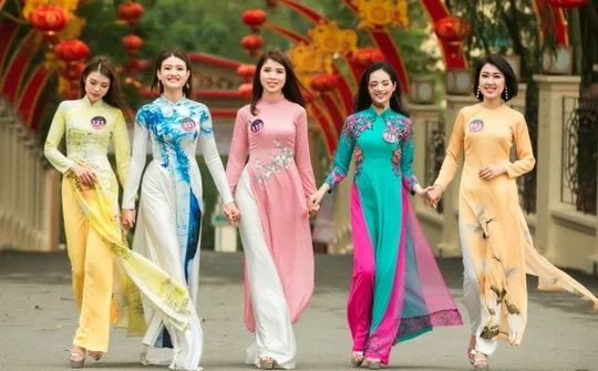Về vấn đề xây dựng chuẩn mực con người Việt Nam