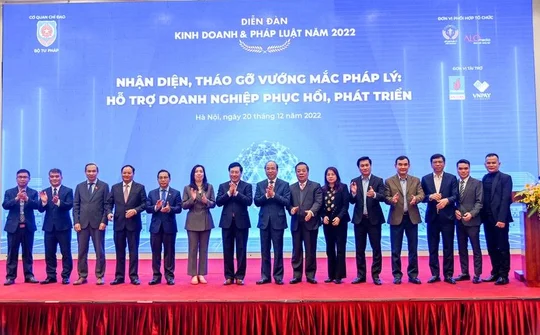 Hỗ trợ pháp lý cho doanh nghiệp đòi hỏi không ngừng đổi mới