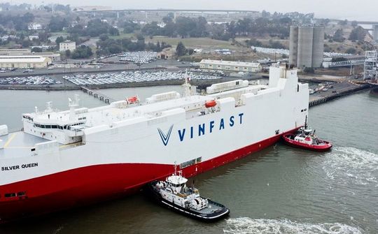 Lô xe đầu tiên cập cảng California – VinFast nhận giấy phép bán hàng tại Mỹ