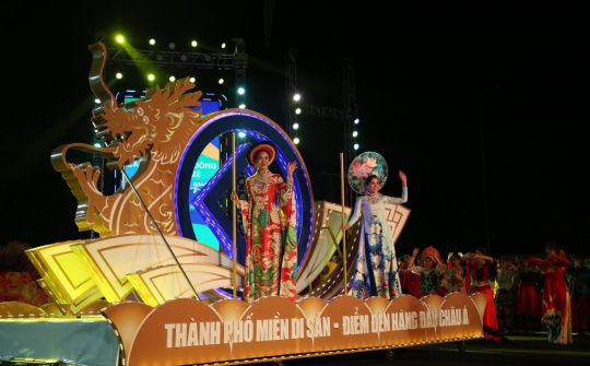 Lễ hội Carnaval mùa đông Hạ Long 2022: Rực rỡ sắc màu kỳ quan