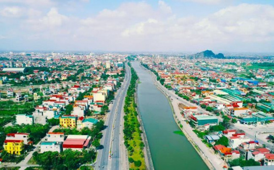 Ninh Bình thực hiện thành công “mục tiêu kép” năm 2022: Vừa kiểm soát thành công dịch COVID-19, vừa phát triển KT-XH