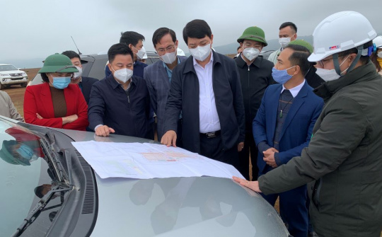 Thanh Hóa: Phó Chủ tịch UBND tỉnh Lê Đức Giang kiểm tra tình hình sản xuất tại huyện Nông Cống