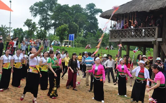 Xuân Tây Bắc: Lễ hội dân gian gắn liền với triết lý nhân sinh