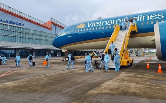 Hàng không dự kiến mở lại toàn bộ đường bay quốc tế từ ngày 15/2