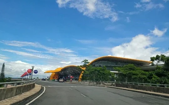 Vietnam Airlines triển khai dịch vụ làm thủ tục trực tuyến tại sân bay Liên Khương