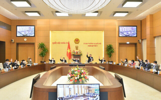 Bổ sung dự án Luật Khám bệnh, chữa bệnh (sửa đổi) vào Chương trình xây dựng luật, pháp lệnh