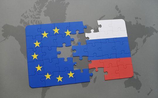 Nỗ lực 'ngoại giao con thoi' của châu Âu có giúp hạ nhiệt căng thẳng Nga-Ukraine?