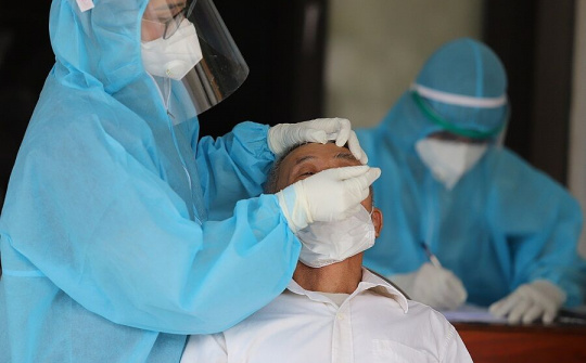 Bộ Y tế cảnh báo tình trạng đưa nhiều mặt hàng phòng chống dịch Covid-19 không rõ nguồn gốc vào Việt Nam