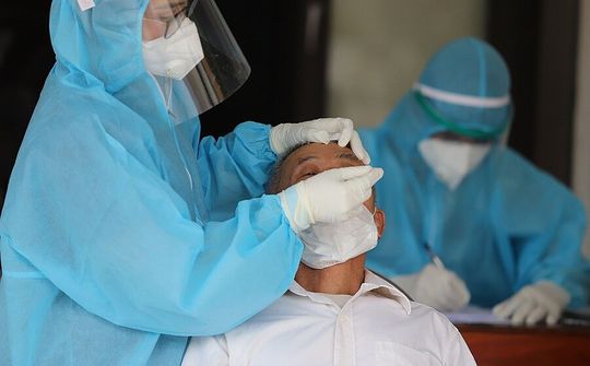 Bộ Y tế cảnh báo tình trạng đưa nhiều mặt hàng phòng chống dịch Covid-19 không rõ nguồn gốc vào Việt Nam
