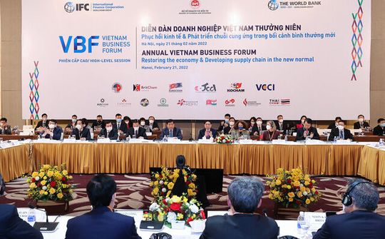Thủ tướng dự phiên cấp cao Diễn đàn Doanh nghiệp Việt Nam