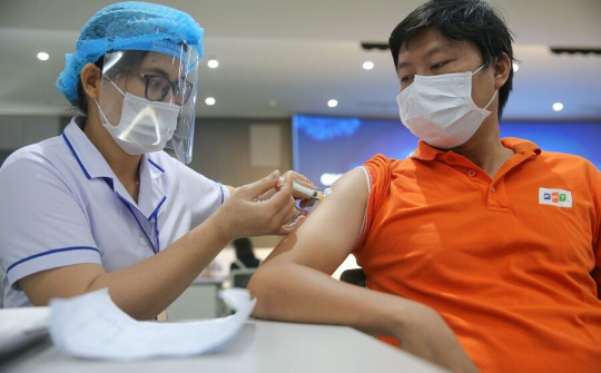 Bộ Y tế yêu cầu tăng tốc tiêm chủng hơn 541.000 liều vắc-xin Abdala