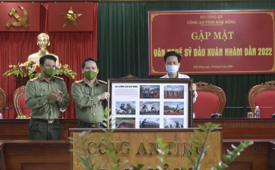 Đắk Nông: Đội ngũ văn nghệ sĩ luôn đồng hành cùng lực lượng công an trên mặt trận bảo đảm ANTT