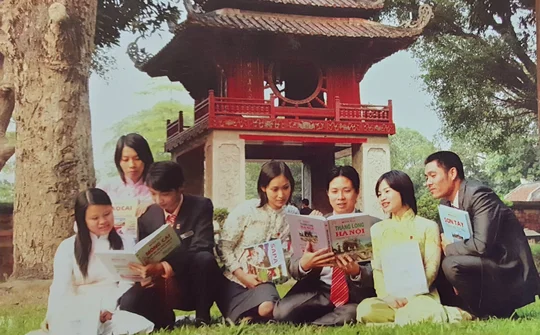Giáo dục truyền thống cho thế hệ trẻ theo tư tưởng Hồ Chí Minh