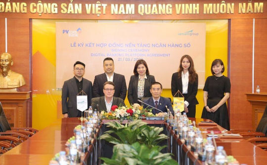 PVcomBank và Vemanti Group ký kết hợp đồng nền tảng ngân hàng kỹ thuật số