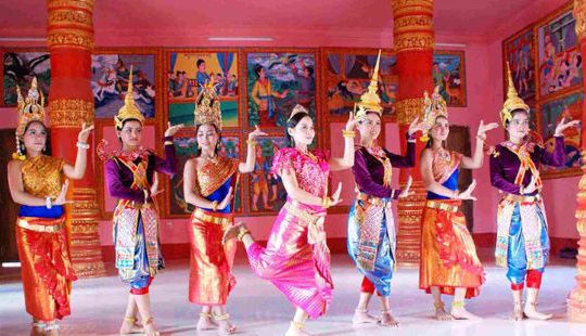Thủ tướng gửi Thư chúc mừng đồng bào Khmer nhân dịp Tết Chôl Chnăm Thmây