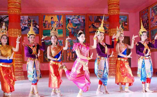 Thủ tướng gửi Thư chúc mừng đồng bào Khmer nhân dịp Tết Chôl Chnăm Thmây