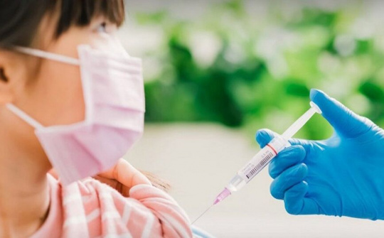 Chuẩn bị tiêm vắc-xin cho trẻ em 5-11 tuổi
