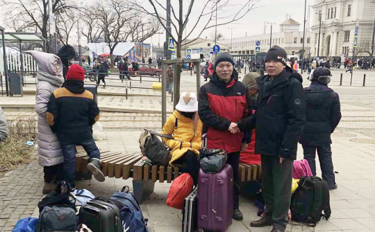 Dành ưu tiên cao nhất cho công tác bảo hộ công dân Việt Nam tại Ukraine