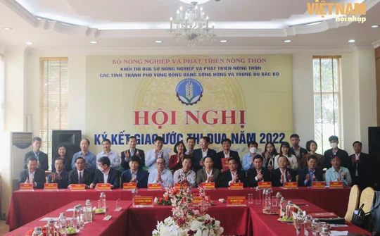 13 Sở NN&PTNT vùng Đồng bằng sông Hồng và Trung du Bắc Bộ ký kết giao ước thi đua năm 2022