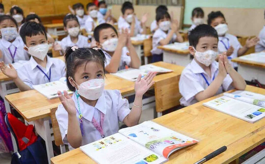 TPHCM sẵn sàng tiêm vaccine COVID-19 cho 900.000 trẻ từ 5-11 tuổi