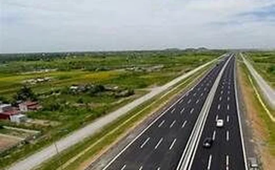 Khánh Hòa: Chuẩn bị chu đáo các điều kiện cho dự án đường cao tốc Vân Phong - Nha Trang