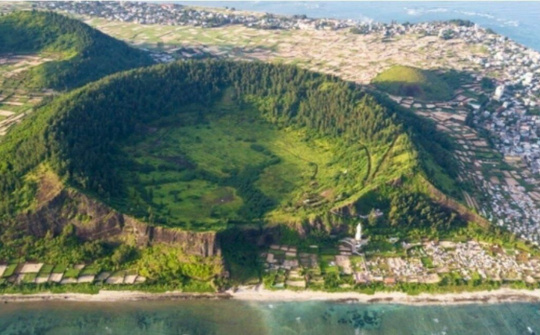 Xây dựng cơ sở dữ liệu 4D phục vụ phát triển du lịch cho huyện Lý Sơn, Quảng Ngãi