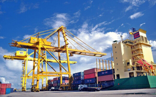 Tổng trị giá xuất nhập khẩu hàng hóa tháng 3/2022 của Việt Nam đạt mức cao kỷ lục