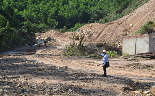 Nghịch lý dân gặp khó trong đi lại khi cao tốc La Sơn - Túy Loan thông xe