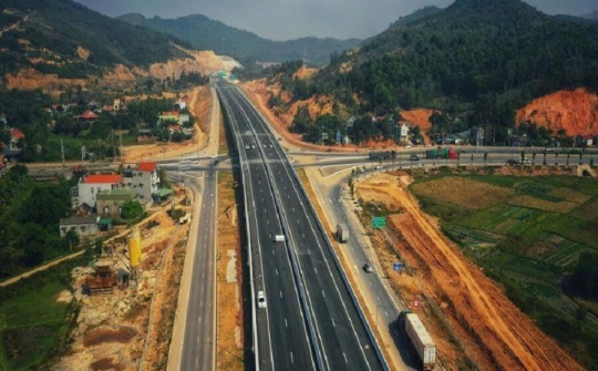 Bộ GTVT: Kiên quyết xử lý nhà thầu yếu kém làm chậm tiến độ cao tốc Bắc – Nam