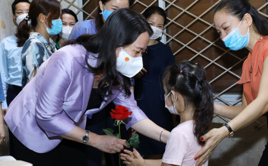 Xây dựng gia đình Việt Nam: Những thành tựu nổi bật, vấn đề đặt ra và giải pháp chính sách