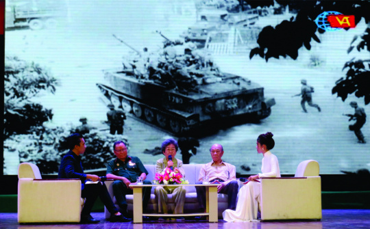 Giới thiệu phim “Chiến thắng lịch sử Xuân 1975” và giao lưu với nhân chứng lịch sử