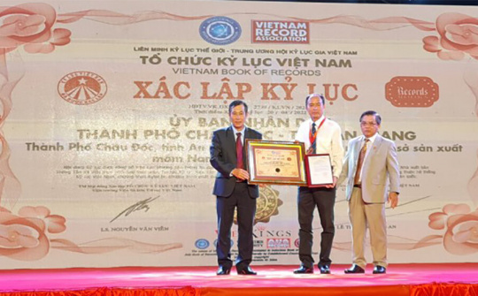 An Giang: “Thương hiệu” mắm Châu Đốc “ra khơi”