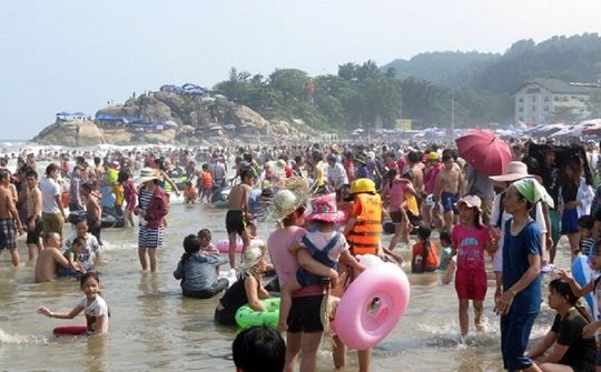 Chính phủ yêu cầu xử lý tình trạng trục lợi, chèo kéo khách du lịch dịp lễ 30/4 – 1/5