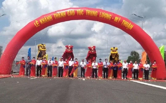 Cao tốc Trung Lương – Mỹ Thuận cho xe chạy miễn phí 60 ngày kể từ 30/4