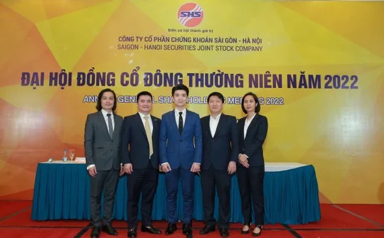 Ông Đỗ Quang Hiển từ nhiệm Chủ tịch HĐQT SHS